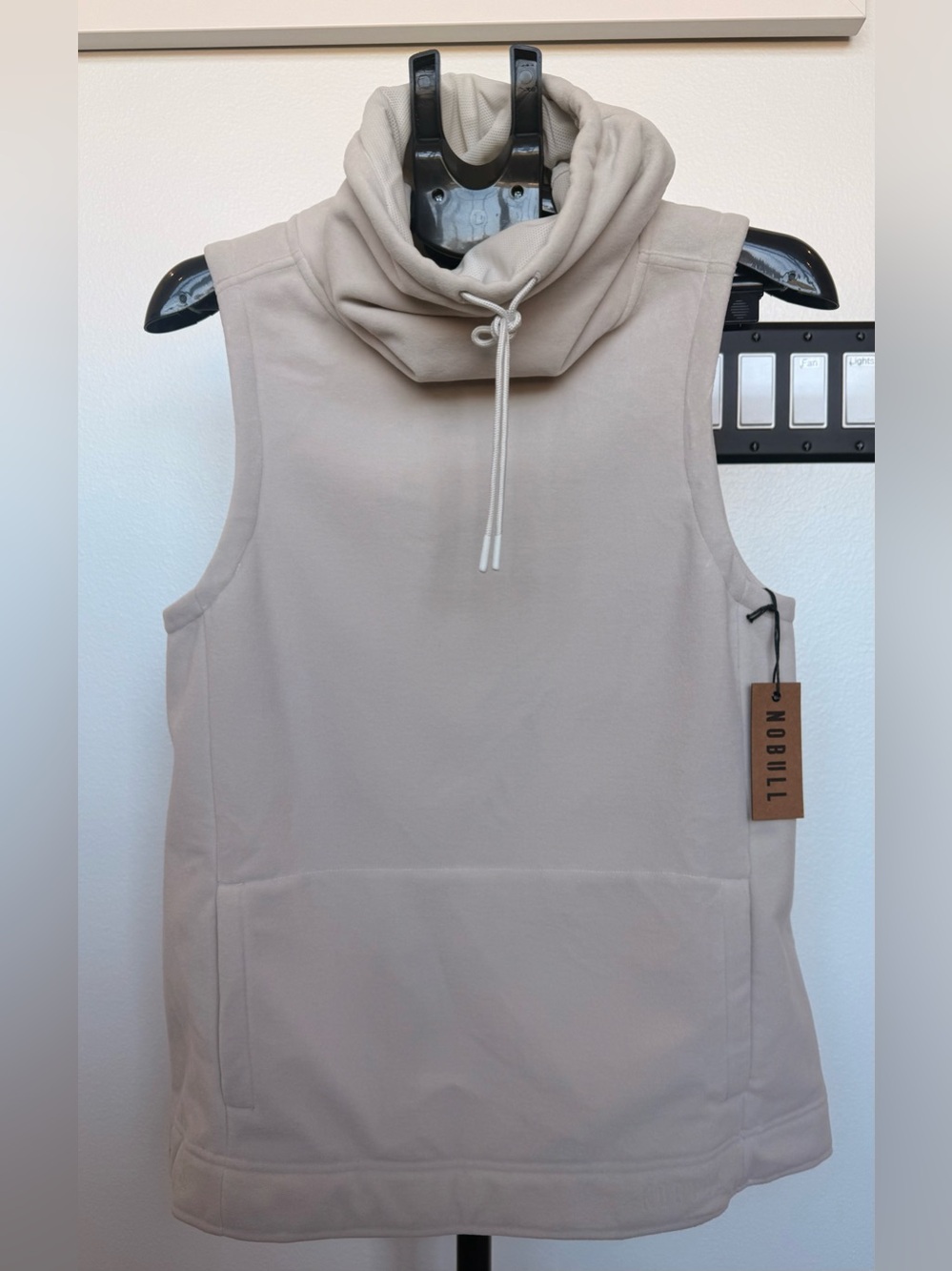 NOBULL Women’s Sleeveless Cowl Size Small